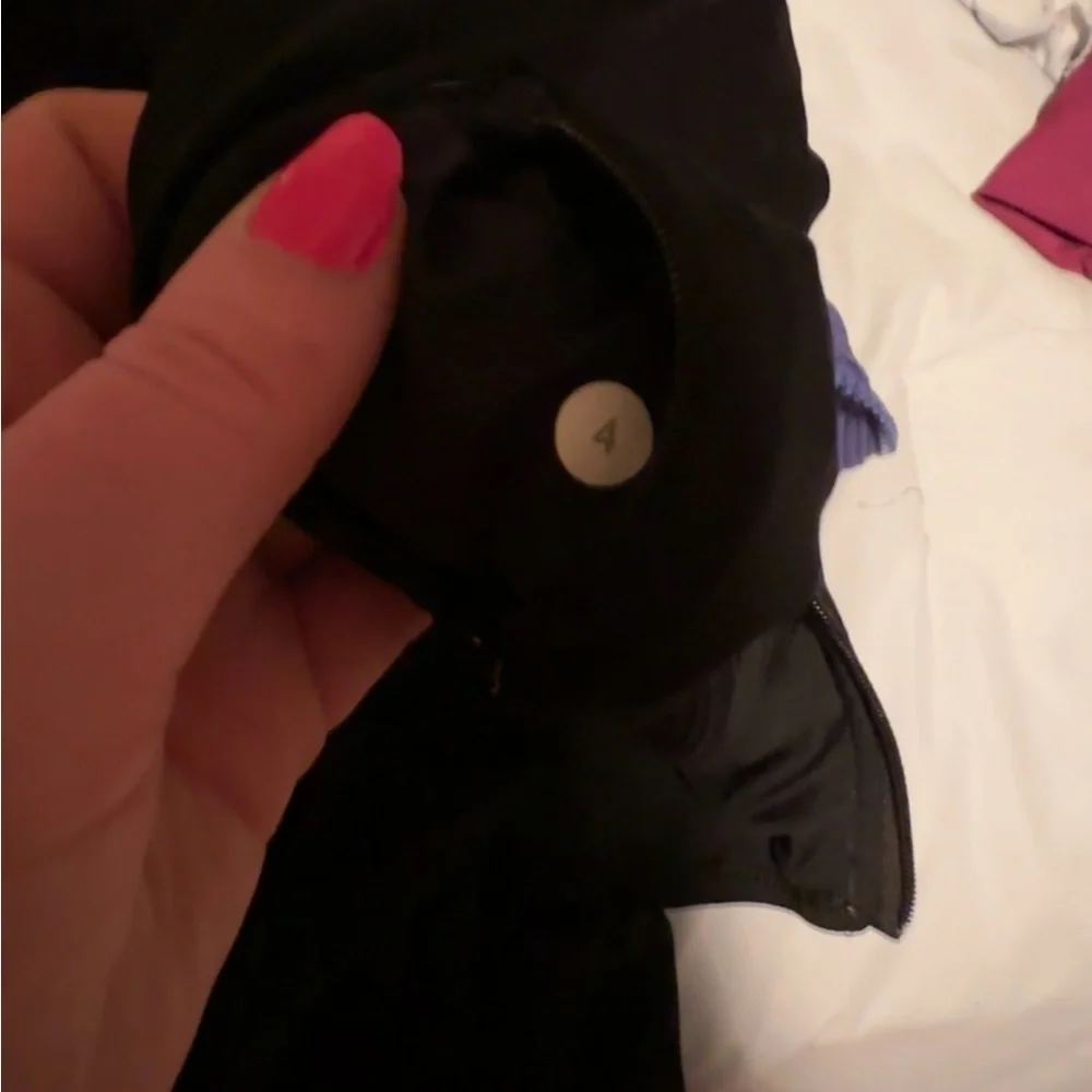 Lululemon pullover - Picture 7 of 7